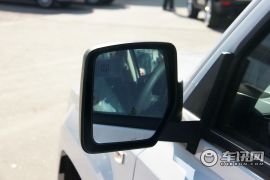 Jeep-自由客-2.4 豪华导航版