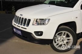 Jeep-指南者-2.4L 运动版