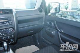 铃木-吉姆尼-1.3 AT JLX导航版