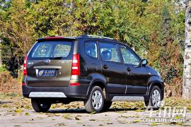 一汽吉林-森雅S80-1.5L 自动精英版 5座