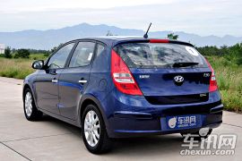 北京现代-北京现代i30（停产）-2.0 自动尊享型