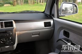 上汽通用五菱-五菱荣光-1.5L加长标准型 