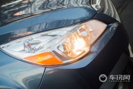 2013-斯巴鲁-outback