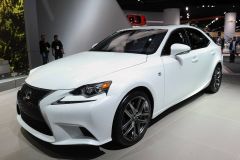 雷克萨斯-雷克萨斯IS