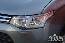 三菱-欧蓝德 EX-2.4L 四驱精英GT版7座