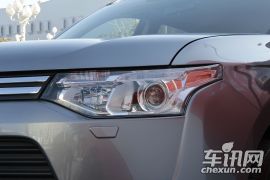 三菱-欧蓝德 EX-2.4L 四驱精英GT版7座