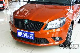 上海大众斯柯达-晶锐-1.6L 手动Sport版