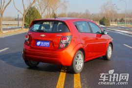 通用雪佛兰-爱唯欧-两厢 1.6 AT SX