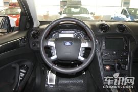 长安福特-蒙迪欧-致胜-2.0升 GTDi240 旗舰运动版