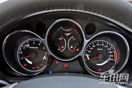 海马汽车-海马3-1.6 自动豪华版