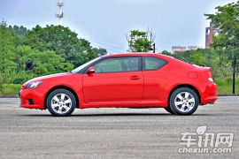 丰田-杰路驰-2.5L 豪华版