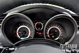 丰田-杰路驰-2.5L 豪华版