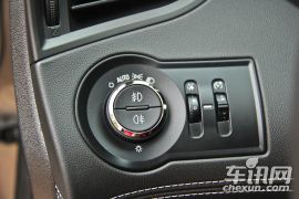 通用别克-君越-3.0L SIDI V6 智享旗舰型 