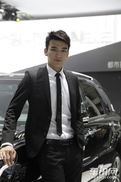 东风悦达起亚9号车模