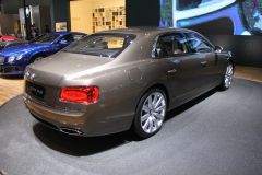 宾利-宾利FLYING SPUR