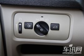 沃尔沃-沃尔沃V40-2.0T 智逸版