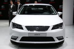 西雅特-西雅特LEON ST