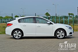 通用雪佛兰-科鲁兹-掀背 1.6T 自动旗舰型