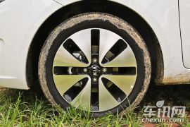 东风悦达起亚-起亚K2-三厢 1.6L AT Premium纪念版