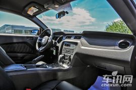 福特-野马-3.7L 自动标准型