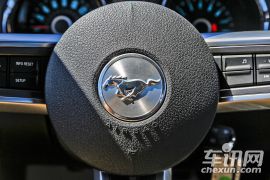 福特-野马-3.7L 自动标准型