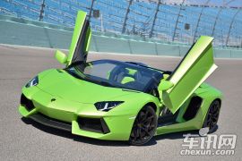 兰博基尼-Aventador-LP 700-4 Roadster