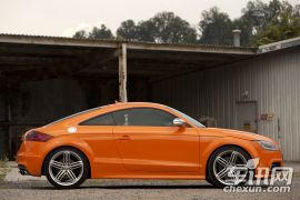 奥迪-2012款奥迪TTS 