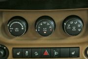 Jeep-牧马人-3.6L 四门版 撒哈拉