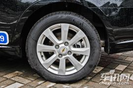 通用雪佛兰-景程-1.8 SX豪华版 MT