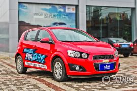 通用雪佛兰-爱唯欧-两厢 1.4 MT SE