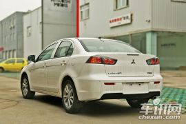 东南汽车-三菱翼神-时尚版 1.8L 手动舒适型