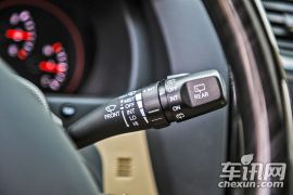 东风悦达起亚-狮跑-2.0L 自动两驱版DLX