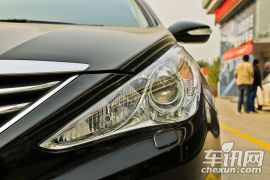 北京现代-索纳塔八-2.0L 自动至尊版