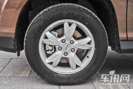 比亚迪-比亚迪S6-白金版 2.0L 手动精英型