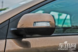 比亚迪-比亚迪S6-白金版 2.0L 手动精英型