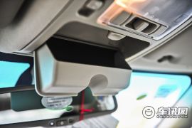 比亚迪 比亚迪S6