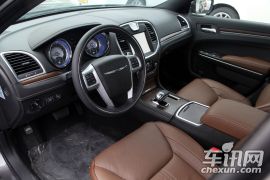 克莱斯勒-克莱斯勒300C（进口）-3.0L 卓越版