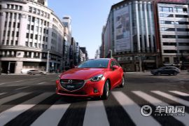  马自达2 2015款