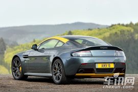 阿斯顿·马丁-V8 Vantage 2015