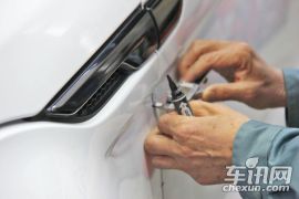 揽胜极光2.0T 5门熠动限量版-科学实验