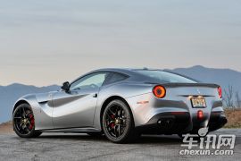 法拉利-法拉利F12berlinetta 2014