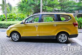 宝骏-宝骏730-1.5L 手动豪华型 7座