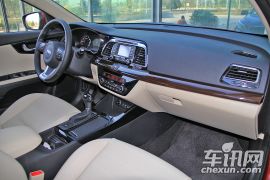 东风悦达起亚-起亚K4-1.8L 自动DLX