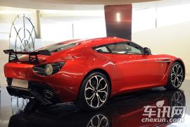 阿斯顿·马丁-V12 Zagato 2012