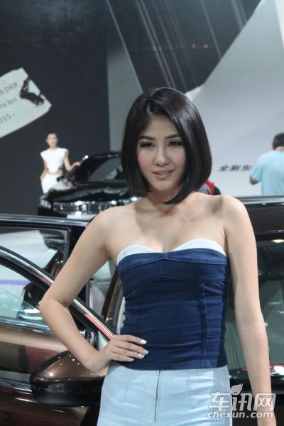 东风标致4号车模