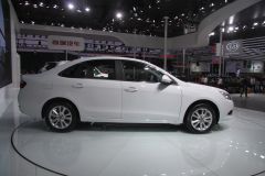 奇瑞汽车-艾瑞泽7魔力版