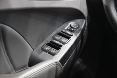 奇瑞汽车-艾瑞泽7魔力版