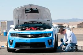 雪佛兰-科迈罗Camaro ZL1 2012