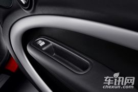 MINI-MINI COUNTRYMAN 2013