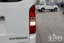 福田汽车-蒙派克 S-2.8T新干线标准型ISF2.8  